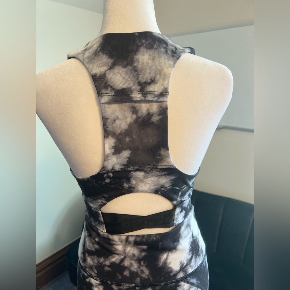 Fabletics Tie-Dye Activewear Set - image 5
